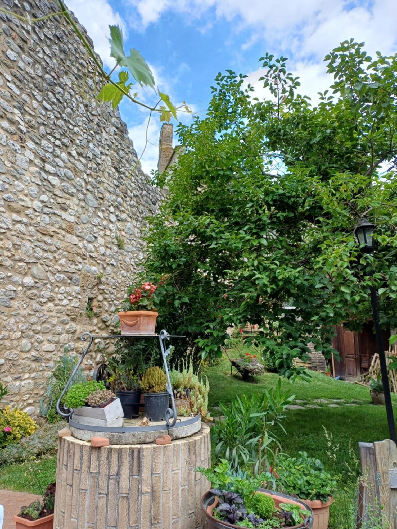 Agriturismo San Giovanni Ad Insulam Isola del Gran Sasso dʼItalia Εξωτερικό φωτογραφία