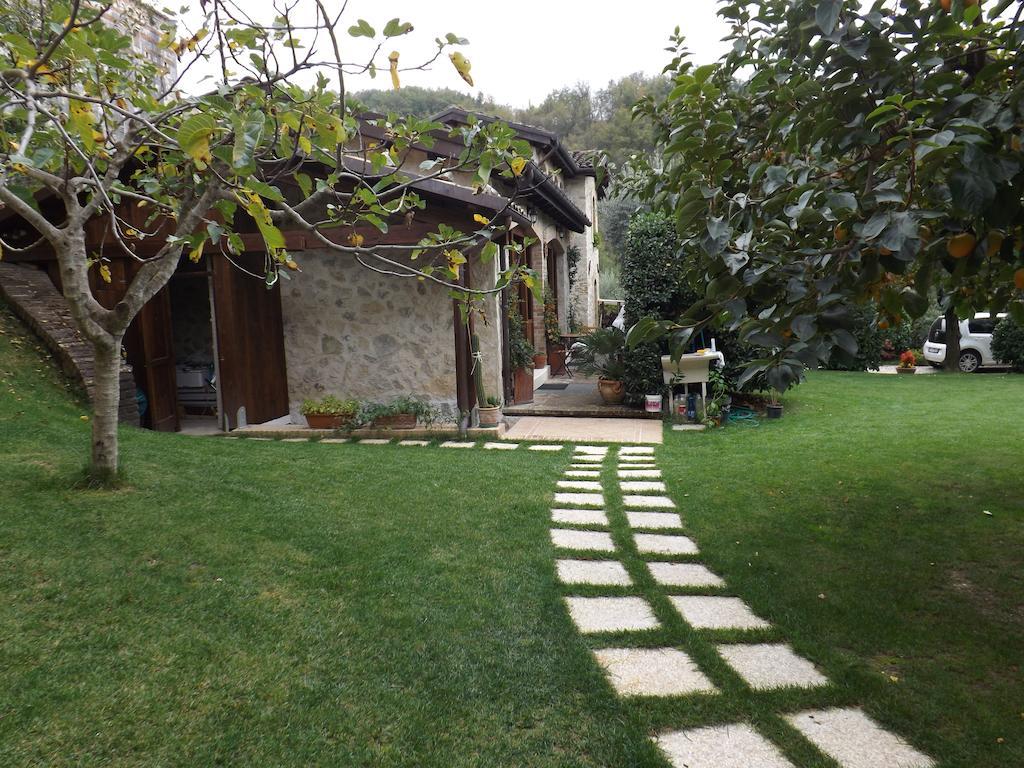 Agriturismo San Giovanni Ad Insulam Isola del Gran Sasso dʼItalia Εξωτερικό φωτογραφία